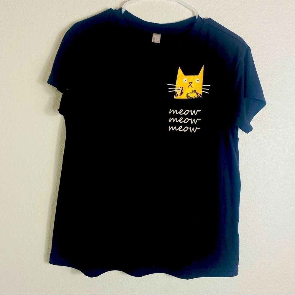 Women's Black Short Sleeve Tee W/Pocket "Meow" Size:M